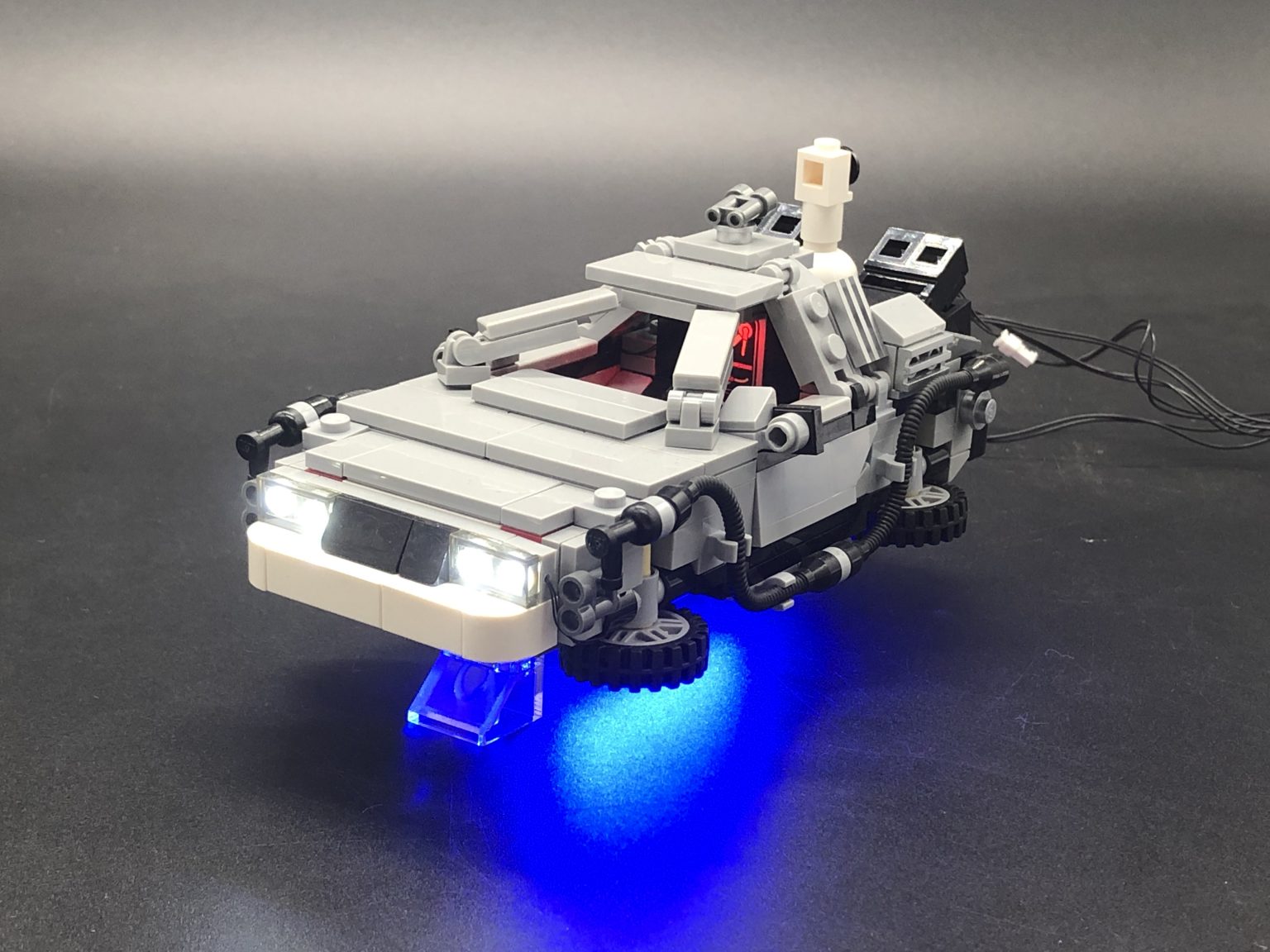 DeLorean Time Machine 21103 LED Lighting Kit Glow Bricks