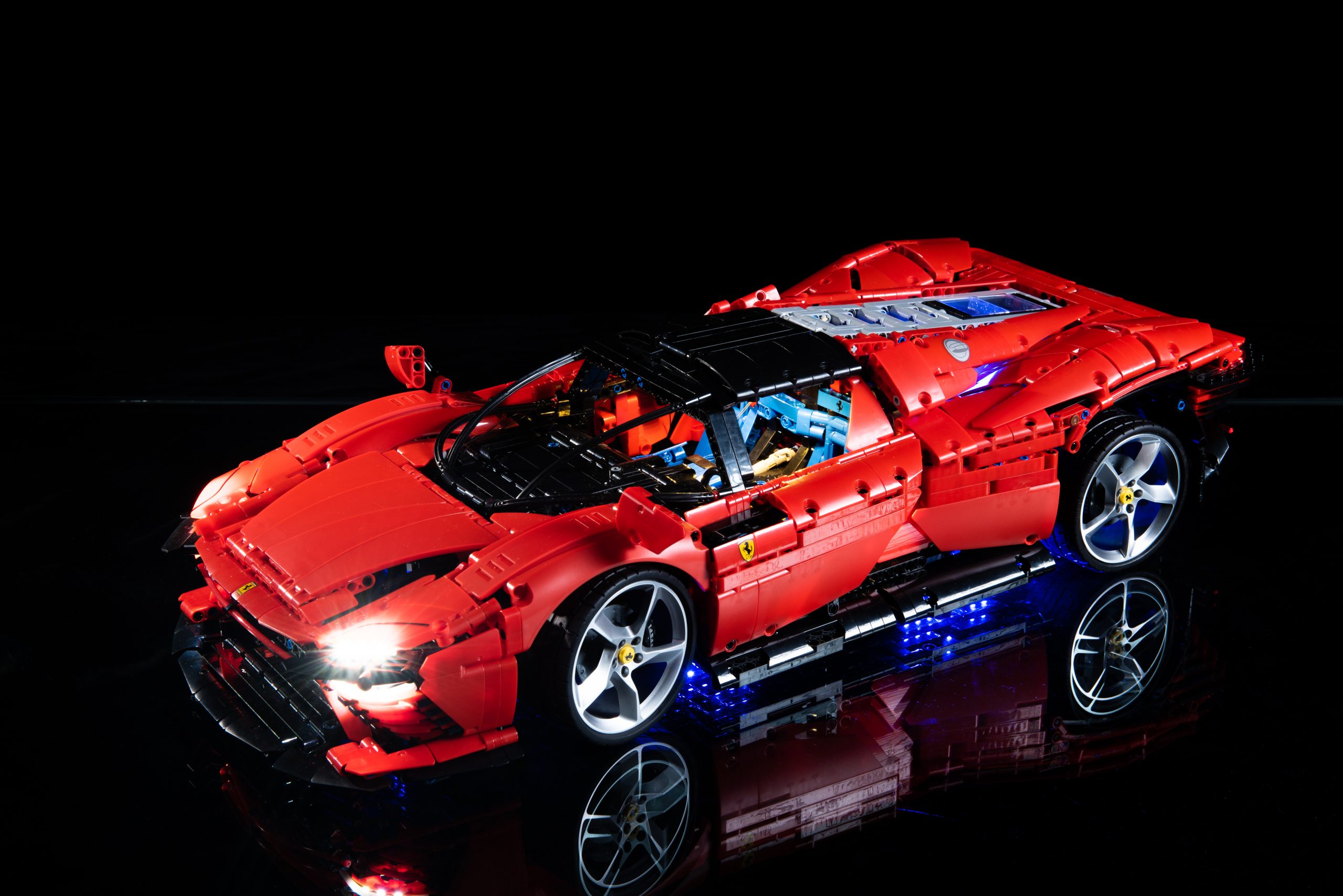 Ferrari Daytona SP3 42143 LED Lighting Kit – Glow Bricks